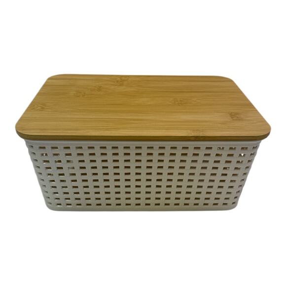 Jen’s Bins Bundle Box Beauty with Manicure Set - Picture 3 of 15